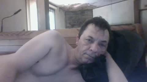 Snapshot of bottomcdforoldersc chatting on July 29, 5:55 pm James online show from July 29, 5:55 pm