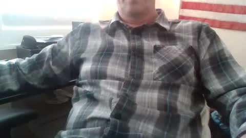 Snapshot of bourbonman144 chatting on May 5, 9:34 pm bourbonman144 online show from May 5, 9:34 pm