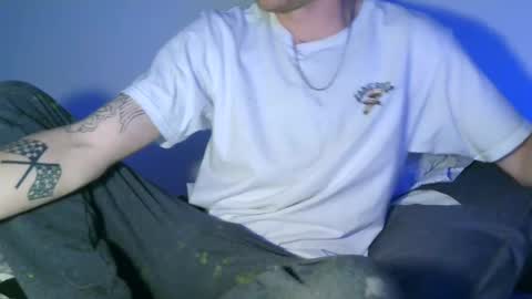 Snapshot of bowser2334 chatting on January 29, 5:19 am Jason Jax online show from January 29, 5:19 am