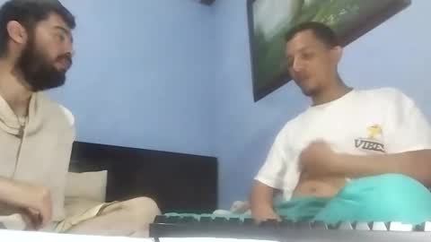 Snapshot of bowsy462 chatting on October 6, 10:40 pm Juan F online show from October 6, 10:40 pm