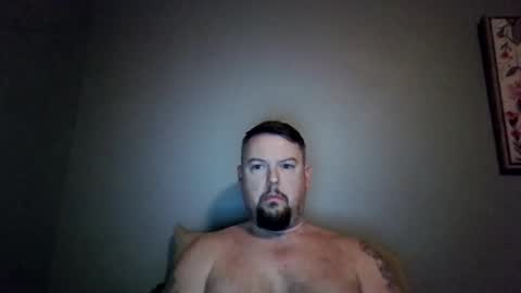 bowtieguy84 online show from February 5, 2:27 am