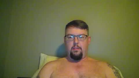 bowtieguy84 online show from March 23, 2:37 am