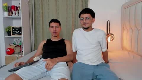 boy_jerry online show from May 25, 8:42 am
