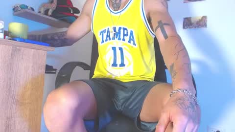 boy_master5 online show from February 1, 10:48 am