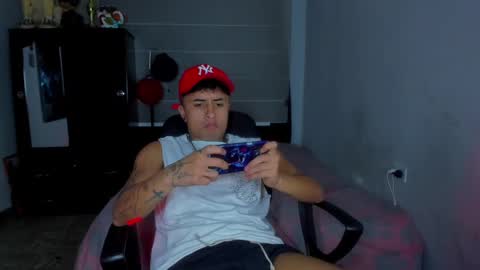 boy_nauthy online show from January 22, 7:46 am