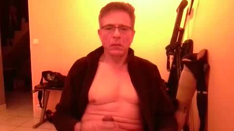 boyaroues online show from April 27, 10:19 pm