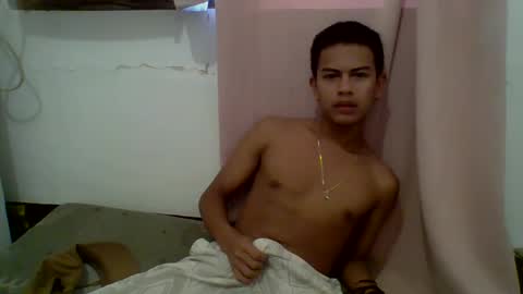 boyax16 online show from December 9, 6:01 am