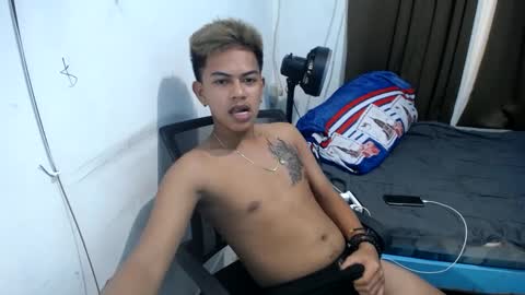 boyax16 online show from February 11, 7:02 am