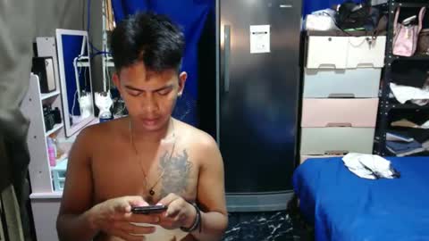 boyax16 online show from September 22, 5:20 am