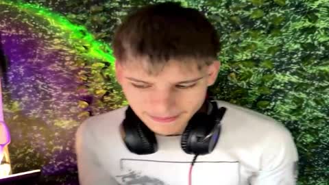 Snapshot of boyblondhetero chatting on February 20, 9:54 am boyblondhetero online show from February 20, 9:54 am