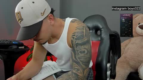 boyc02_ online show from January 16, 2:19 am