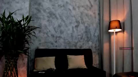 boyc02_ online show from March 29, 5:07 am