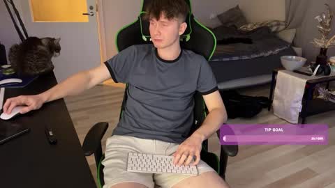 Eddie online show from December 29, 1:45 am