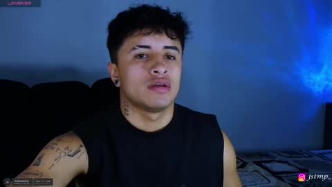 Snapshot of boylatin_777 chatting on November 6, 6:31 pm miguel online show from November 6, 6:31 pm