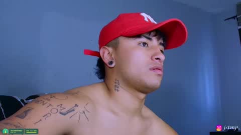 Snapshot of boylatin_777 chatting on November 15, 6:59 pm miguel online show from November 15, 6:59 pm