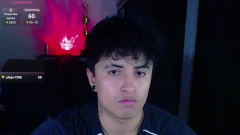 Snapshot of boylatin_777 chatting on December 16, 7:13 am miguel online show from December 16, 7:13 am