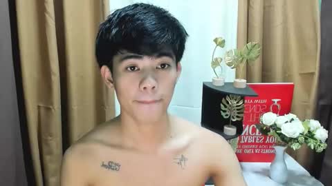 HI IM JAMES DONT FORGET GIVE ME THUMBS UP AND JOIN TO MY FANCLUB online show from October 9, 12:47 pm