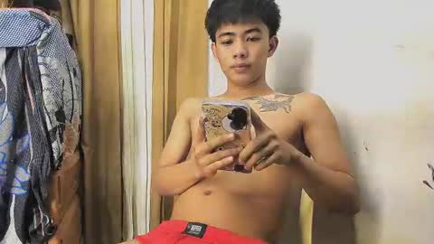 HI IM JAMES DONT FORGET GIVE ME THUMBS UP AND JOIN TO MY FANCLUB online show from July 27, 1:01 am