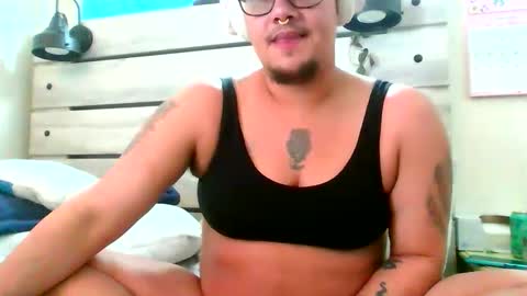 boypussy4lyfe online show from February 16, 6:26 pm