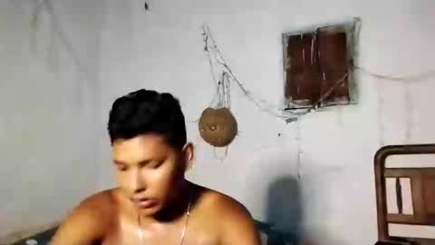 Snapshot of boysex1124 chatting on December 3, 2:25 am andrew online show from December 3, 2:25 am