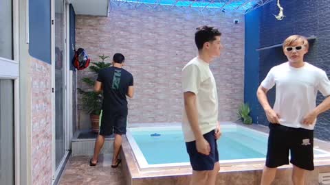 Angelo Mark Fernando Taylor online show from January 23, 5:42 pm