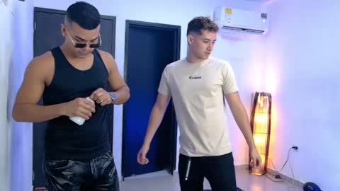 Angelo Mark Fernando Taylor online show from January 17, 11:37 am