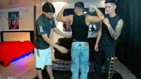 Angelo Mark Fernando Taylor online show from March 26, 11:49 am