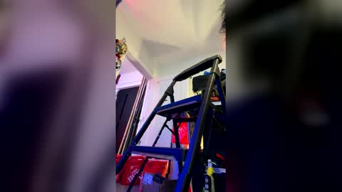 Tylers Cum Room online show from May 21, 5:20 pm