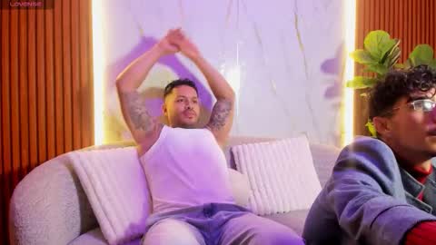 Snapshot of boysonfiree chatting on October 29, 11:45 am boysonfiree online show from October 29, 11:45 am