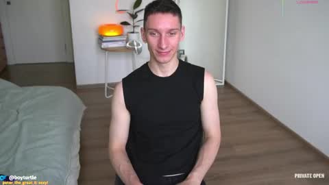 BoyTurtle online show from June 6, 8:30 am
