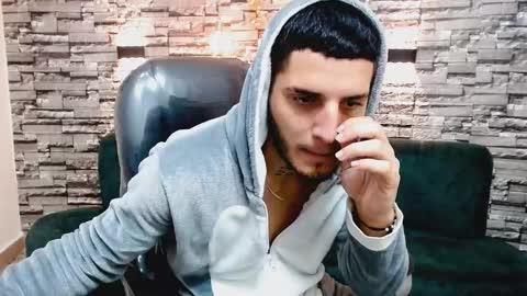 MAX online show from December 20, 10:27 am