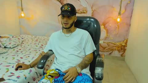 MAX online show from December 23, 8:55 am