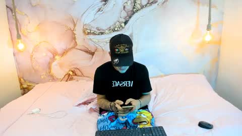 MAX online show from January 23, 1:13 pm