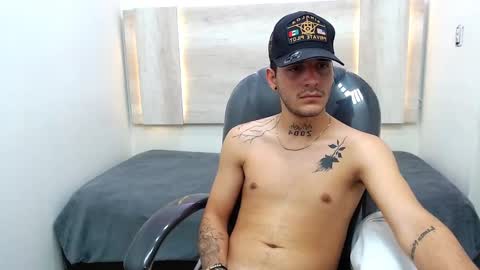 MAX online show from January 25, 2:26 am