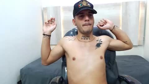 MAX online show from February 2, 7:30 am