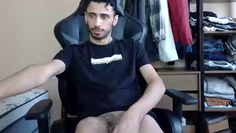 boyzinm2 online show from March 11, 9:48 am