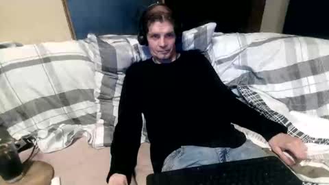 Snapshot of bponie1 chatting on October 31, 2:12 am bponie1 online show from October 31, 2:12 am