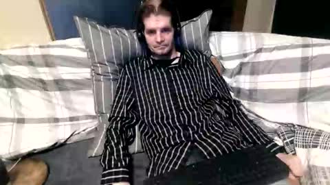 bponie1 online show from February 15, 1:46 am