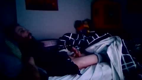 GuitarBrad1989 online show from April 14, 7:25 am