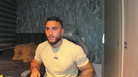 Snapshot of brad1_ chatting on October 22, 1:50 am instagramBrad mayers1twittermayersbrad online show from October 22, 1:50 am