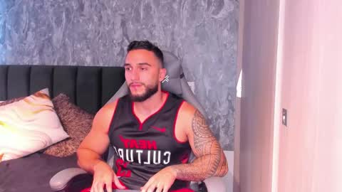 Snapshot of brad1_ chatting on November 2, 9:50 pm instagramBrad mayers1twittermayersbrad online show from November 2, 9:50 pm