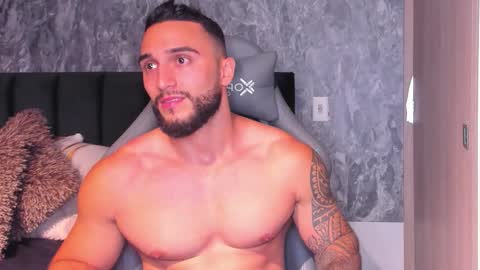 Snapshot of brad1_ chatting on November 11, 1:27 am instagramBrad mayers1twittermayersbrad online show from November 11, 1:27 am