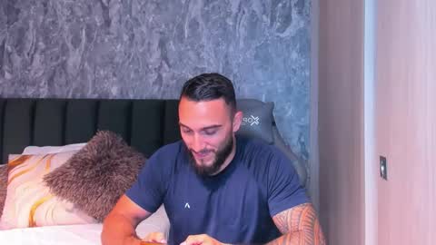 Snapshot of brad1_ chatting on November 26, 1:06 am instagramBrad mayers1twittermayersbrad online show from November 26, 1:06 am