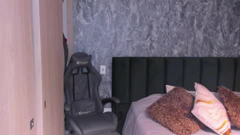 Snapshot of brad1_ chatting on December 15, 3:33 am instagramBrad mayers1twittermayersbrad online show from December 15, 3:33 am