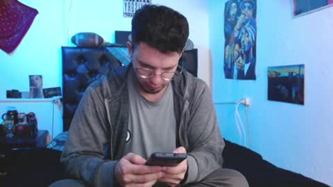 brad hot boy online show from December 11, 2:41 am