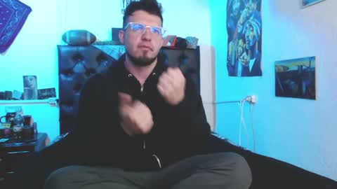 brad hot boy online show from April 17, 6:11 pm