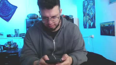 Snapshot of brad_hot_boy chatting on July 17, 4:12 pm brad hot boy online show from July 17, 4:12 pm