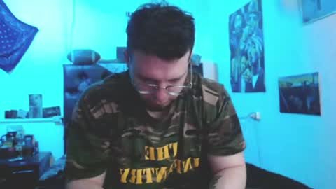 Snapshot of brad_hot_boy chatting on July 30, 7:57 pm brad hot boy online show from July 30, 7:57 pm