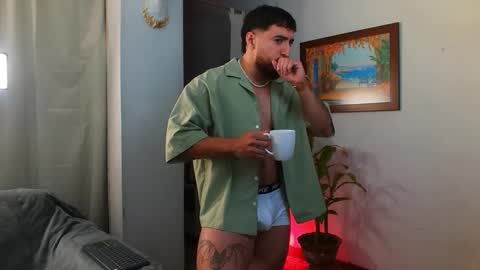 Bradley Martinez online show from December 14, 11:31 pm