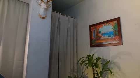 Bradley Martinez online show from February 24, 11:03 pm